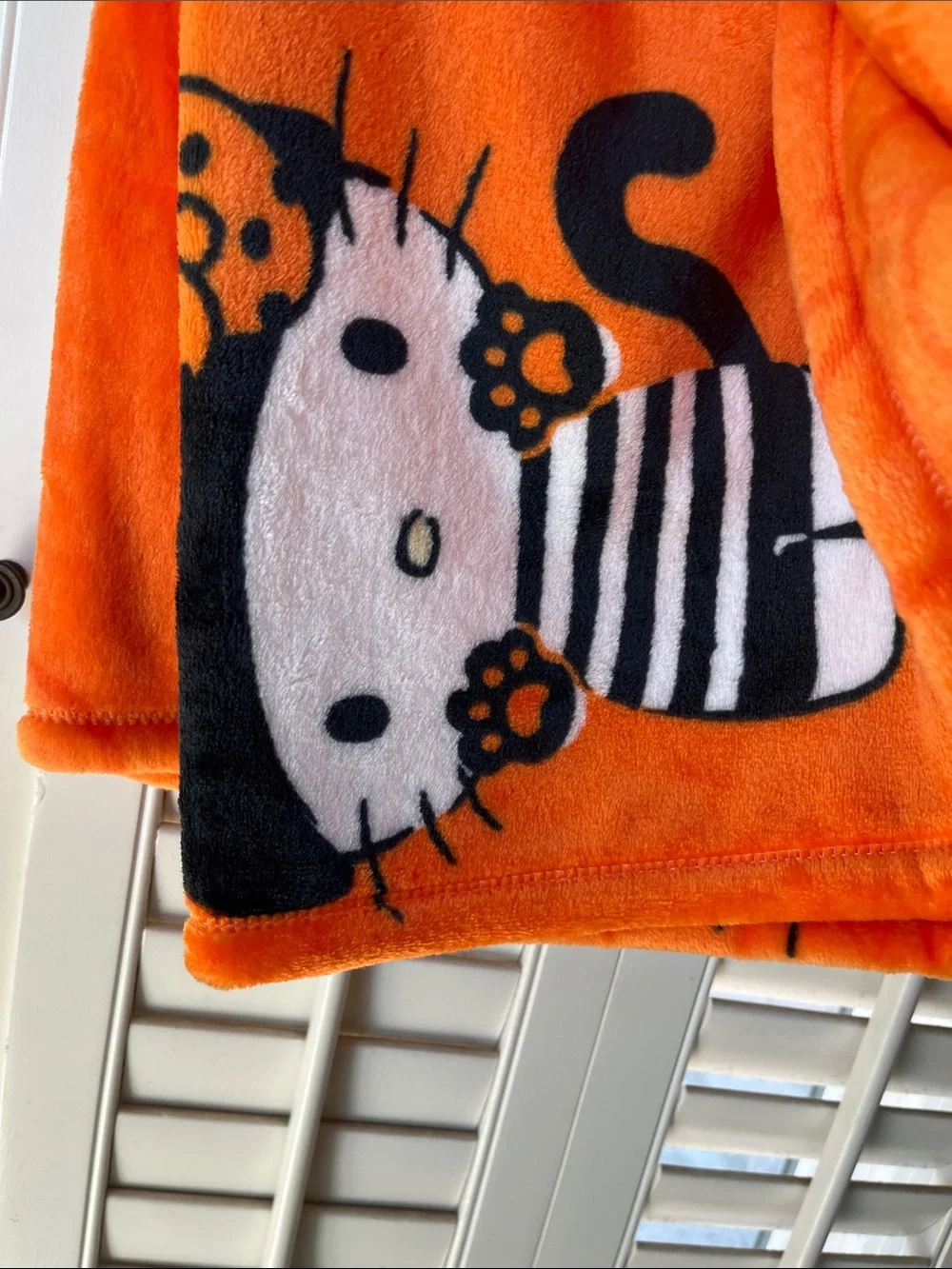 🎃 NWT Hello Kitty Halloween Orange Throw Blanket 46x60 Sanrio Witch 👻